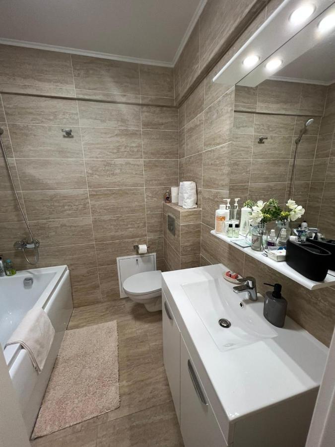 Chic Apartament Complex Inamstro Яш Екстериор снимка