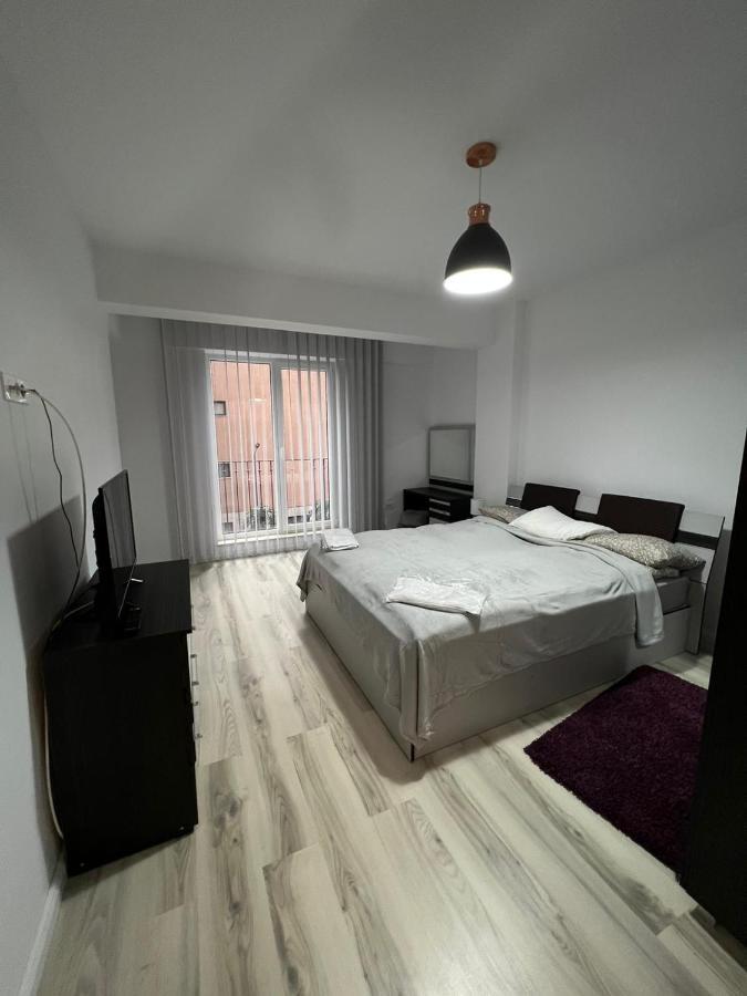 Apartament Intr-O Zona Rezidentiala Linistita Яш Екстериор снимка